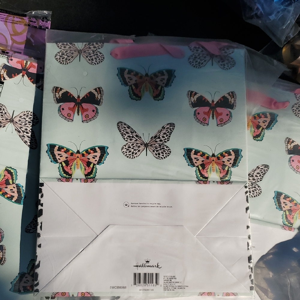 Hallmark Butterfly Enchantment Gift Wrap